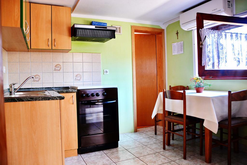 Apartments Joza Vir Exterior foto