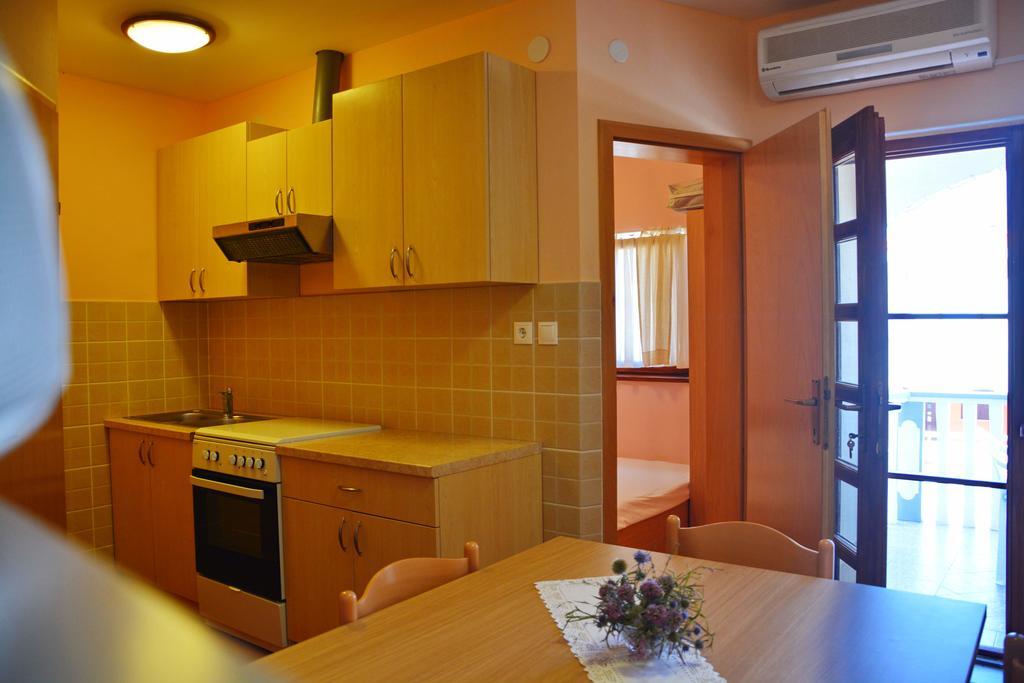Apartments Joza Vir Exterior foto